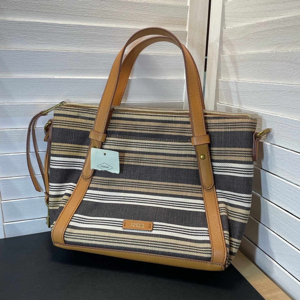 New With Tag Fossil Brand Women's Avondale Brown and Tan Striped Tote